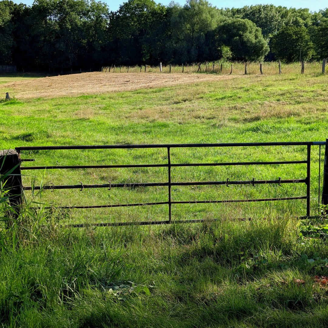 Tube Farm / Corral Gate